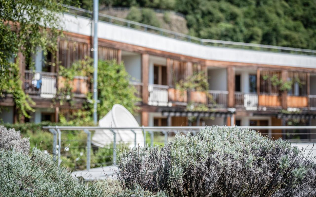 Biohotel Theiner'S Garten Lana Exterior foto